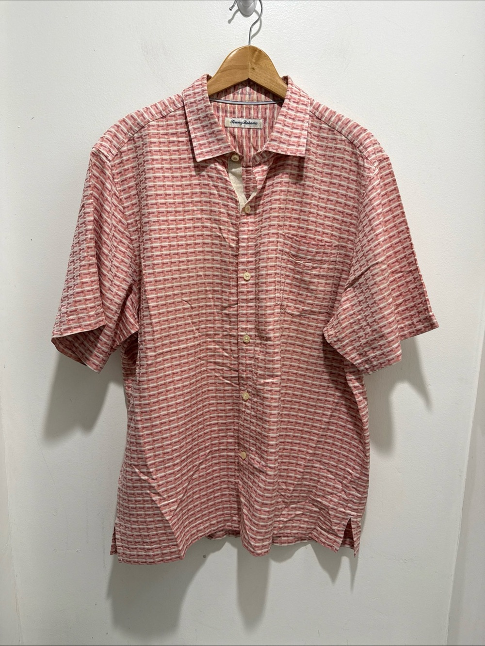 Tommy Bahama Silk Camp Shirt Men's Size Large Geovanni Geo Havana Button Up Top